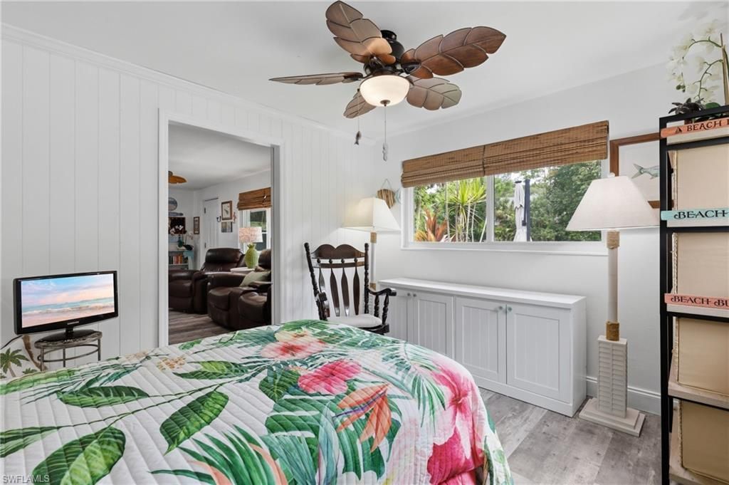 1447 Shadowlawn Dr , Naples, FL 34104 Photo