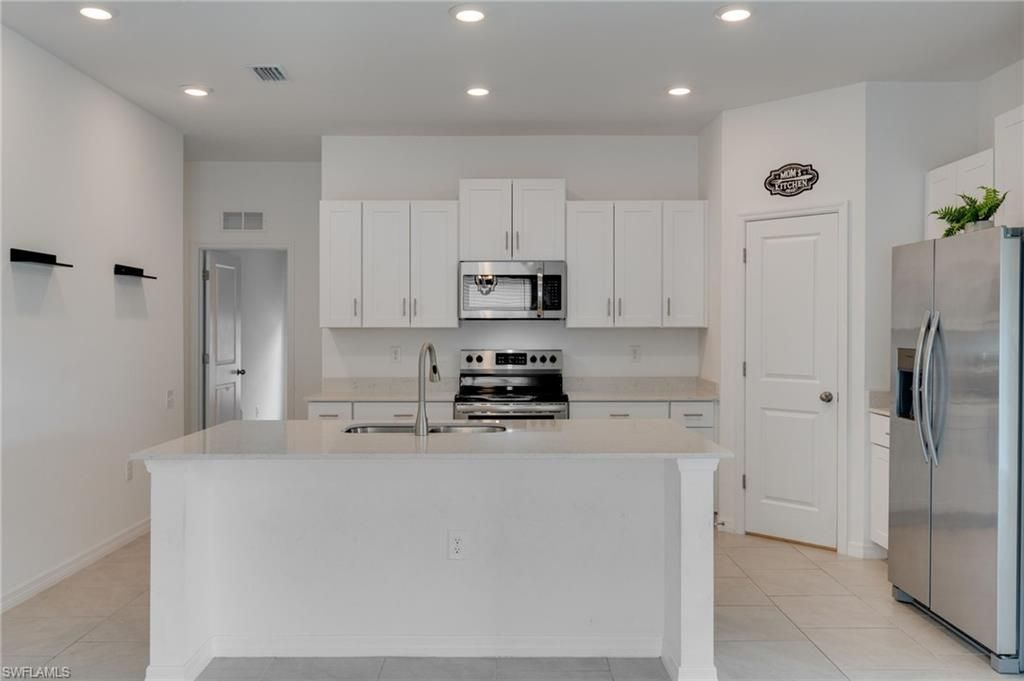 4057 San Clemente Ct, North Fort Myers, FL 33917 Photo