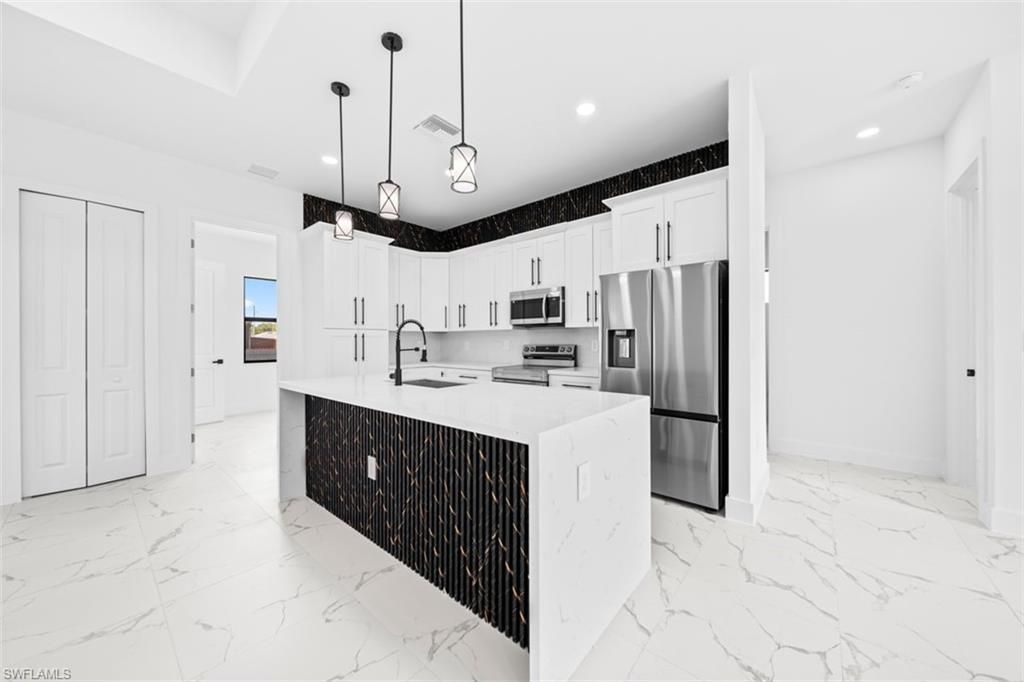 2604 27th St W, Lehigh Acres, FL 33971 Photo