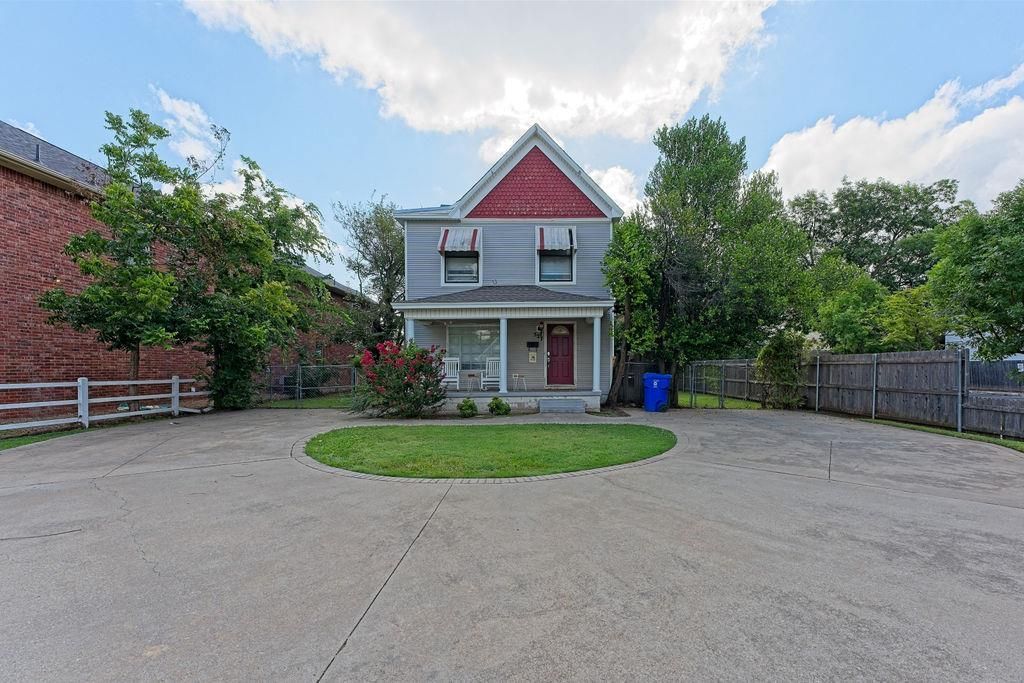 527 S University Boulevard, Norman, OK 73069 Main Photo