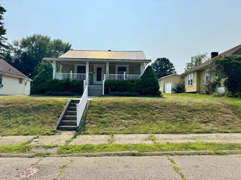246 Highland Drive , New Lexington, OH 43764 Photo 1