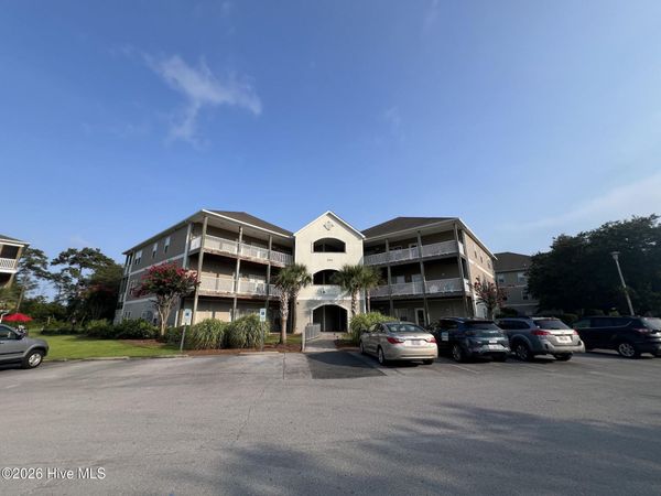 300 Lighthouse Lane, Unit 3 B1, Cedar Point, NC 28584