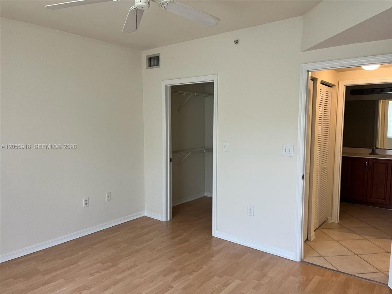 6492 Emerald Dunes Dr , Unit 307, West Palm Beach, FL 33411 Photo
