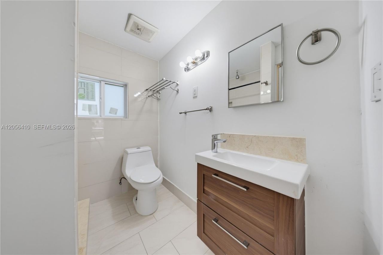 76 W 14 St , Hialeah, FL 33010 Photo