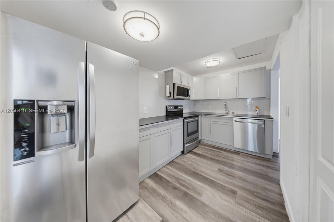 76 W 14 St , Hialeah, FL 33010 Photo