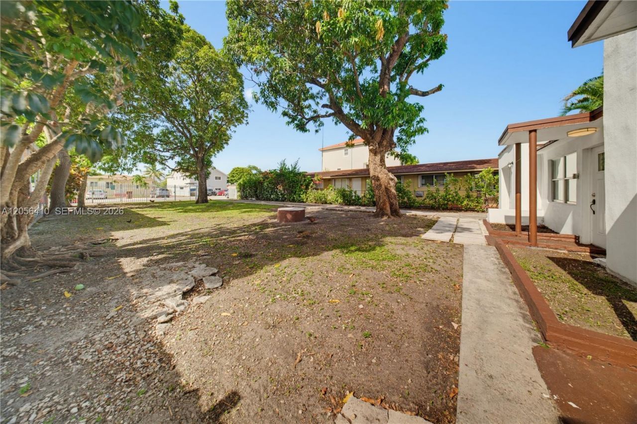 76 W 14 St , Hialeah, FL 33010 Photo