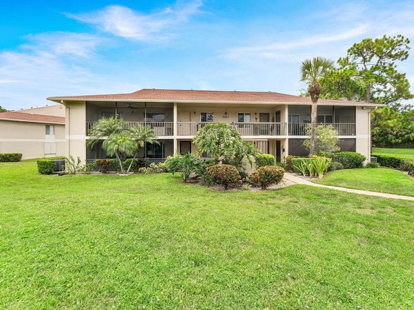 6527 Chasewood Drive, Unit G, Jupiter, FL 33458