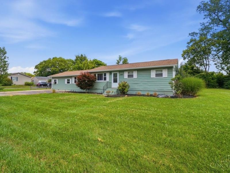 1220 N 11th Street, Miamisburg, OH 45342 Photo 2