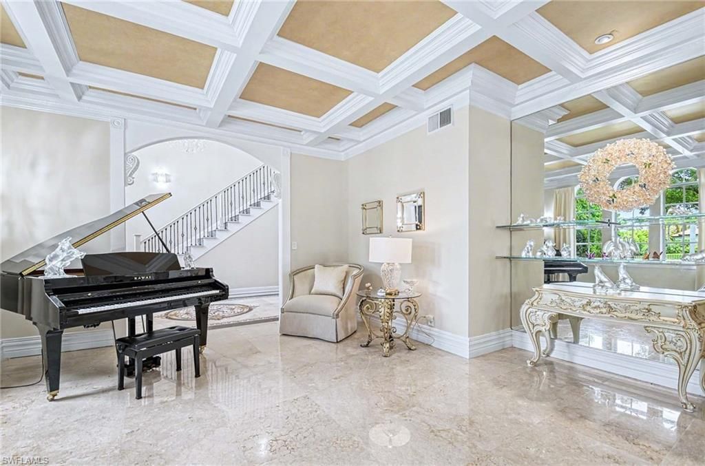 9250 The Ln, Naples, FL 34109 Photo