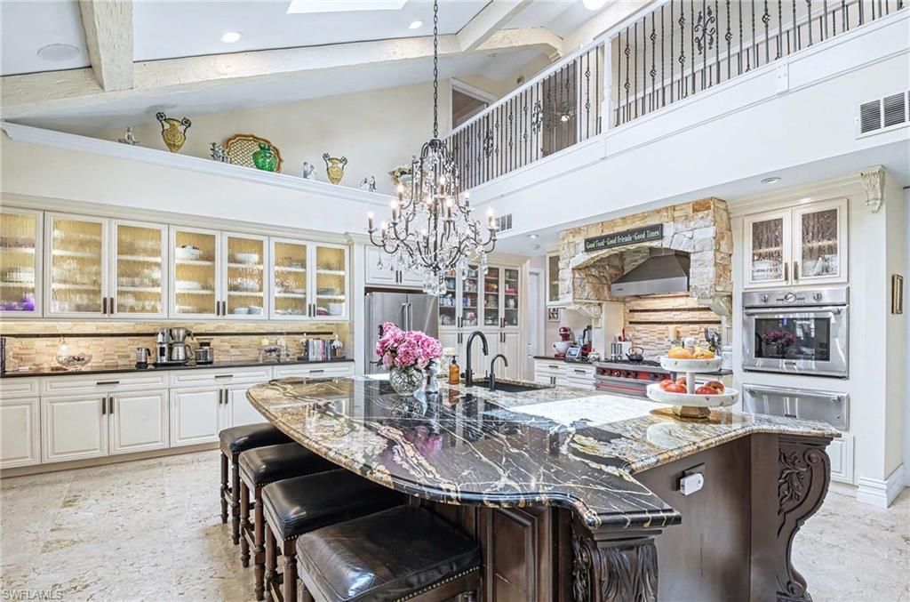 9250 The Ln, Naples, FL 34109 Photo