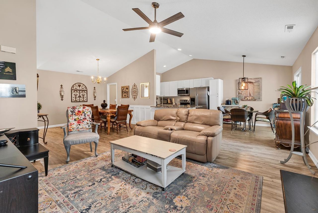 4291 Wrens Crossing  Photo 19
