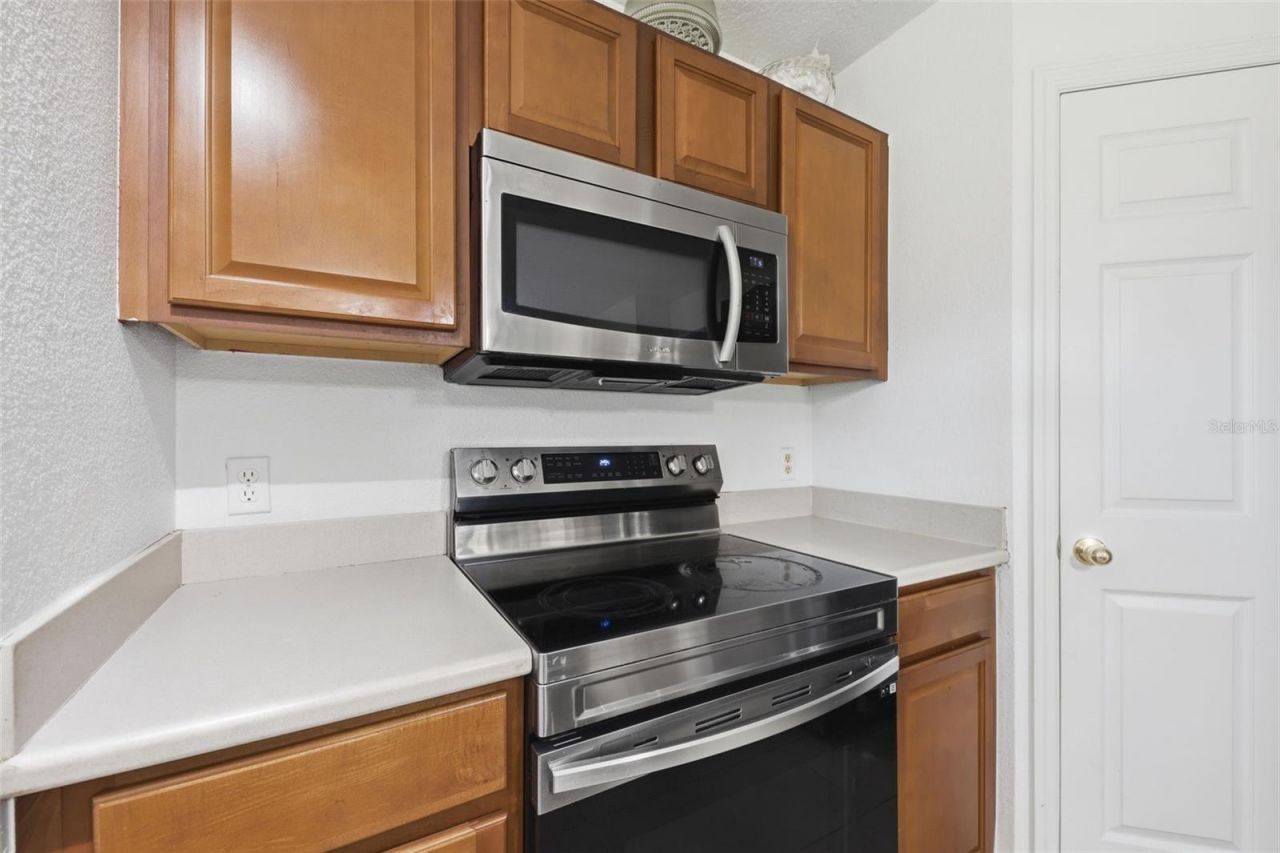 800 Marietta Lane , Eustis, FL 32726 Photo