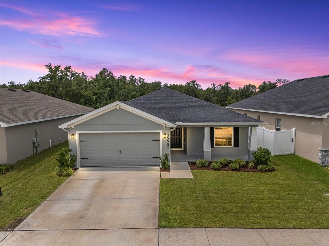35542 Bellington Boulevard , Zephyrhills, FL 33541 Photo