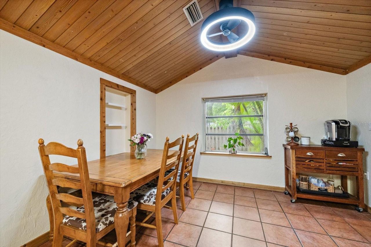 4102 Royal Palm Avenue , Sarasota, FL 34234 Photo