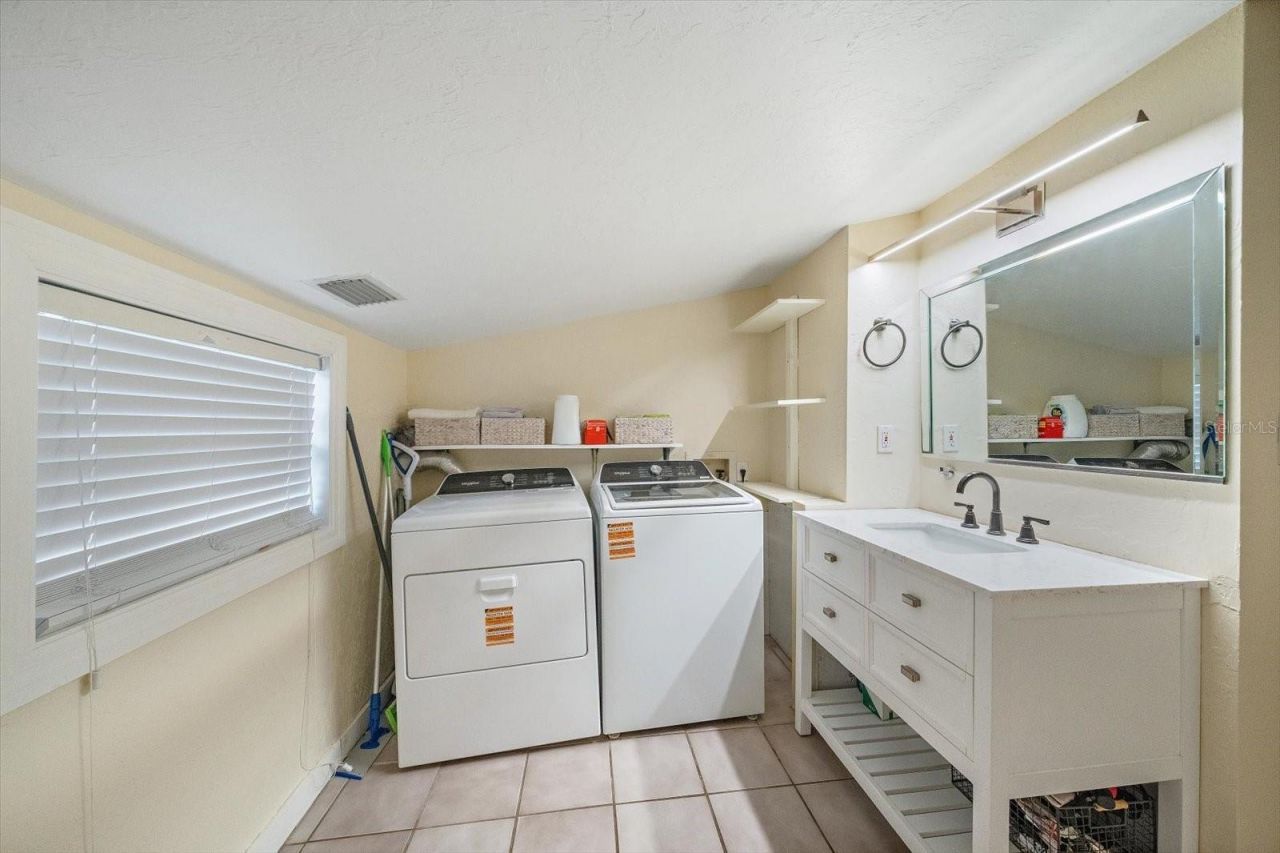 4102 Royal Palm Avenue , Sarasota, FL 34234 Photo