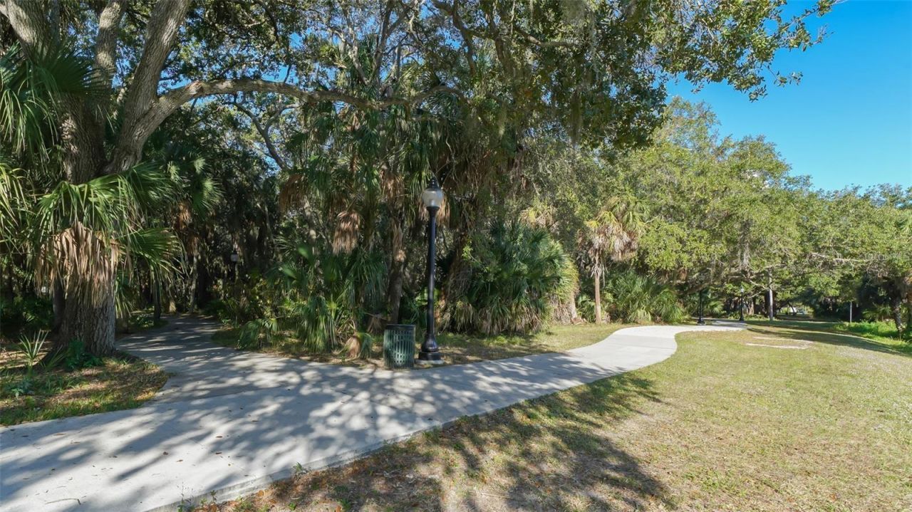 4102 Royal Palm Avenue , Sarasota, FL 34234 Photo