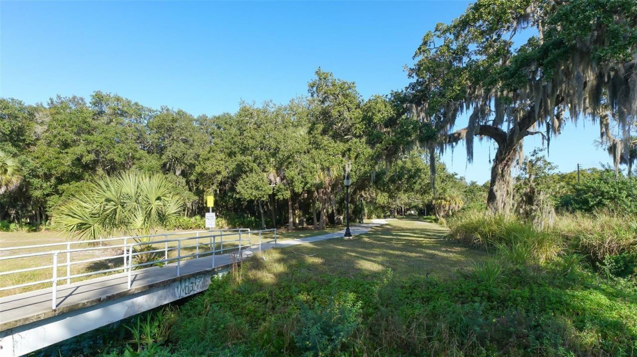 4102 Royal Palm Avenue , Sarasota, FL 34234 Photo