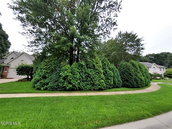 8469 Willow Glen Court , Holland, OH 43528