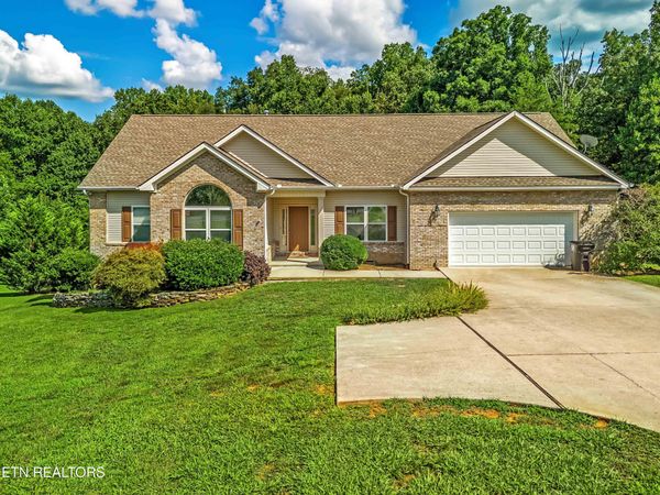 140 Nunyu Tr, Vonore, TN 37885