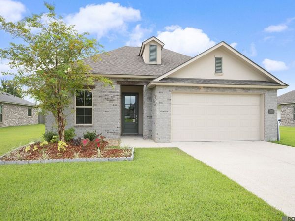 3703 Sandbar Dr, Addis, LA 70710
