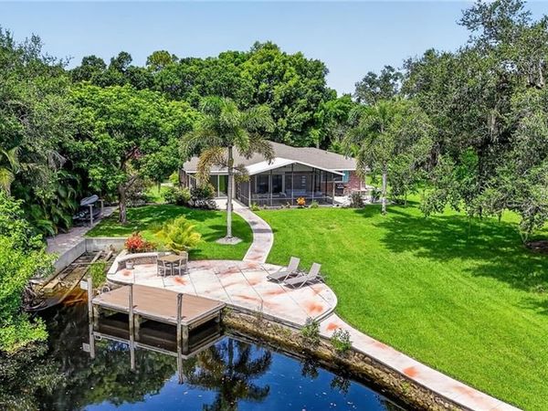 27278 Tennessee ST , BONITA SPRINGS, FL 34135