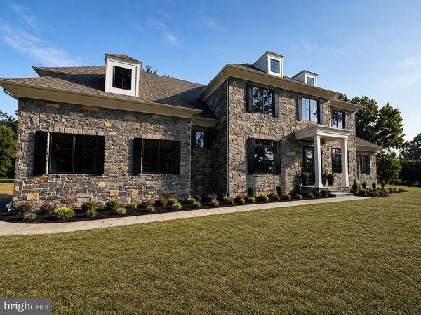 725 W CURRY DRIVE , BLUE BELL, PA 19422