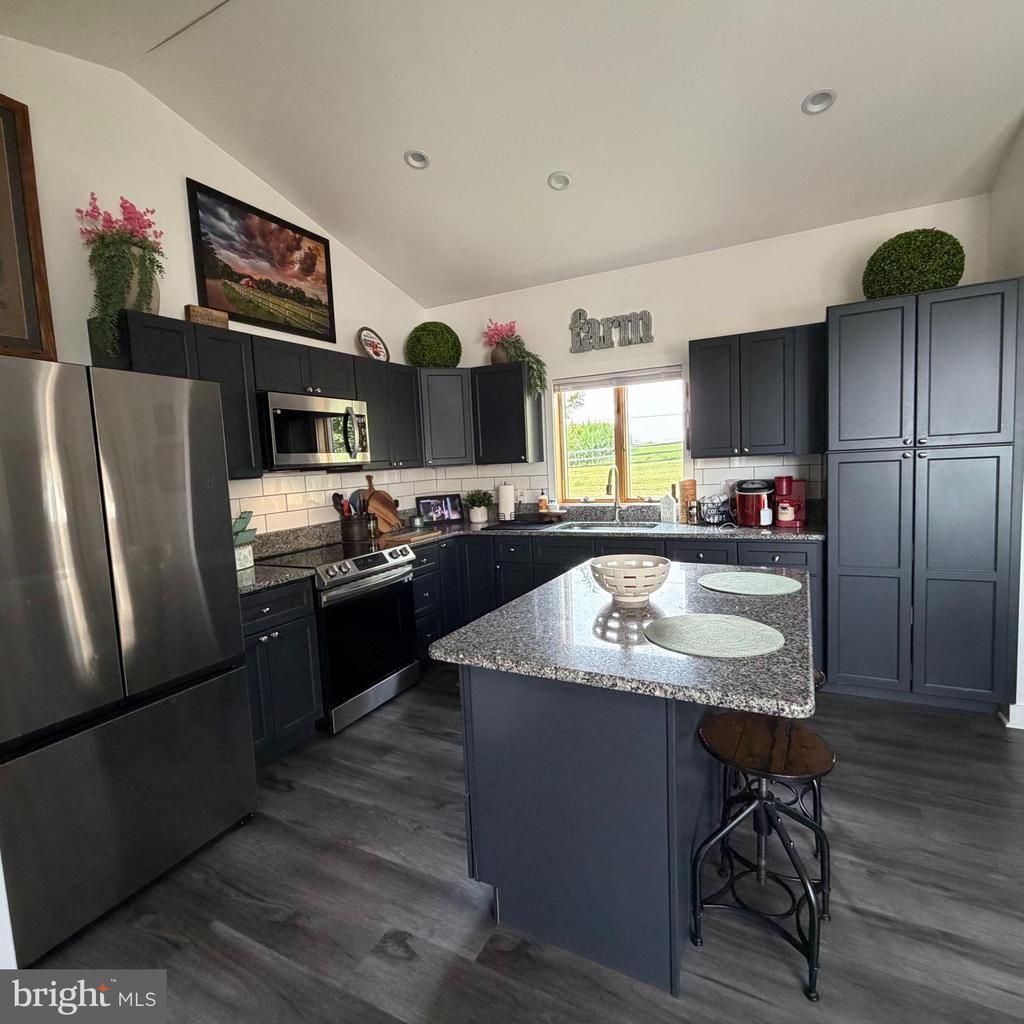 376 COOPER DRIVE , KIRKWOOD, PA 17536