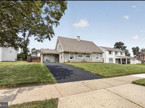 37 PRINCETON LANE, WILLINGBORO, NJ 08046