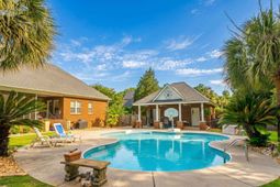 332 Kelsey Glen Drive photo 4