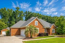 332 Kelsey Glen Drive photo 4