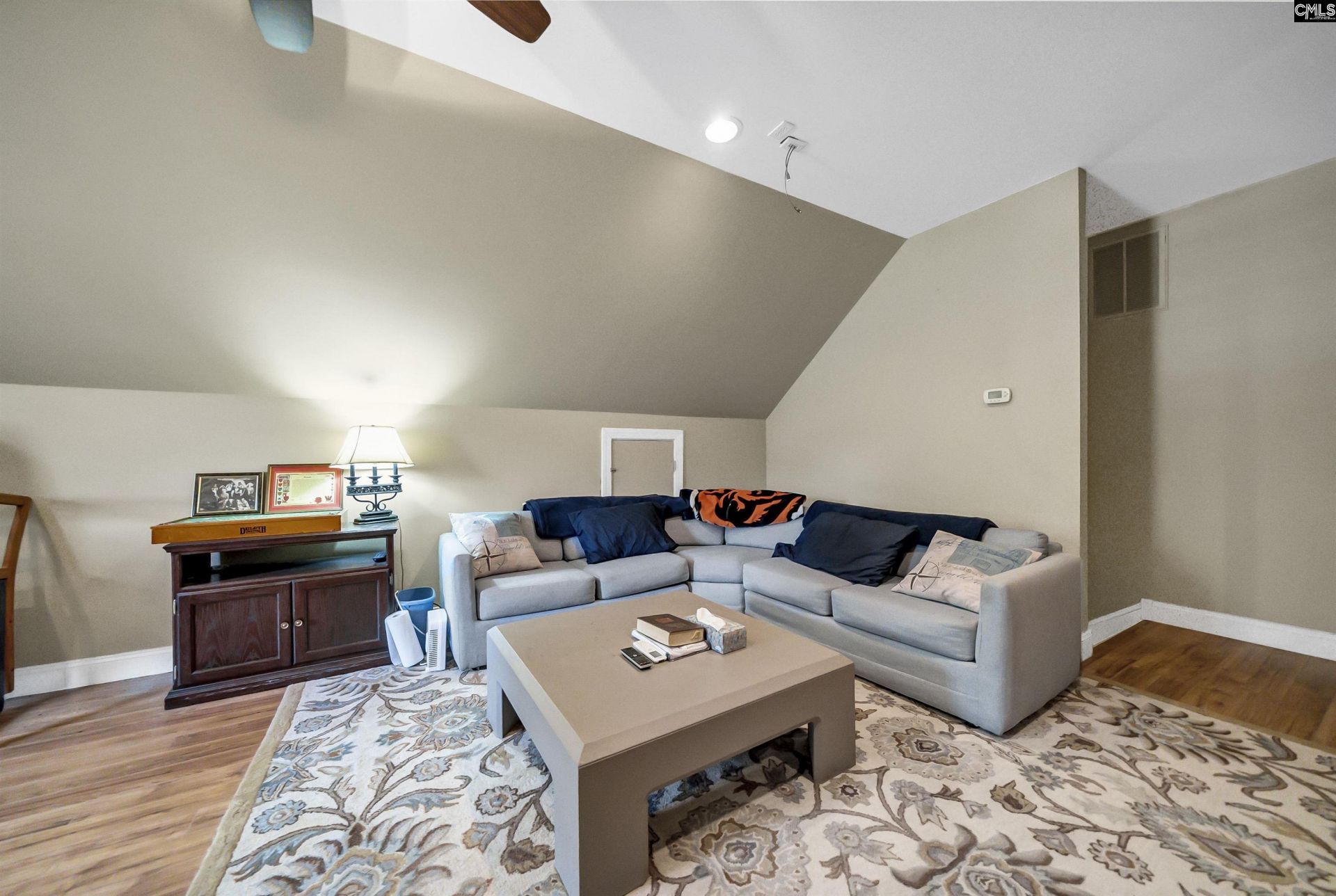 332 Kelsey Glen Drive Photo 43