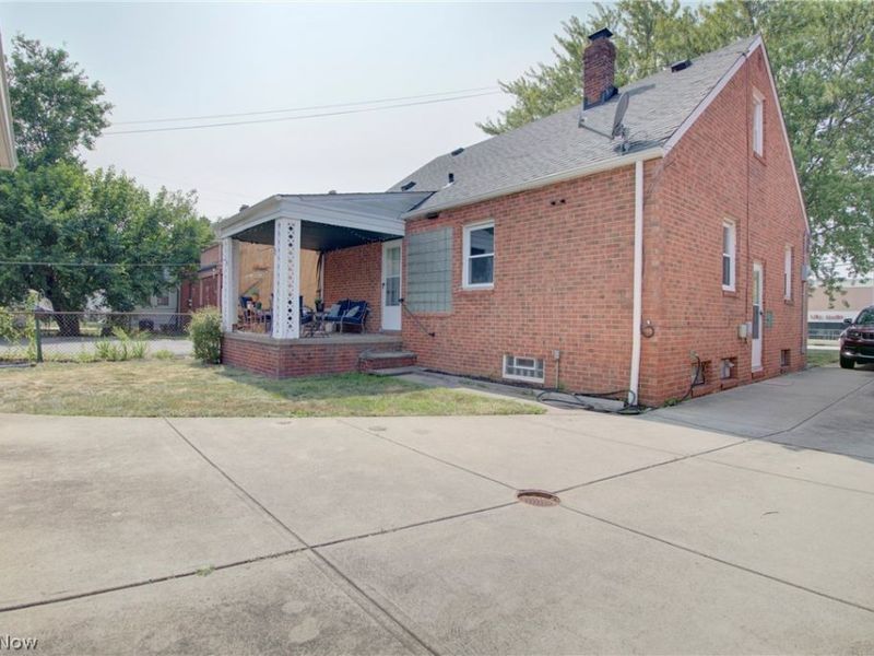 3301 Warren Road, Cleveland, OH 44111 Photo 32