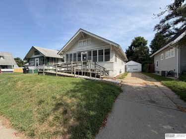 2750 Camden Avenue, Omaha, NE 68111
