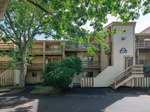 800 Bearses Way, Unit 6WE, Barnstable, MA 02601