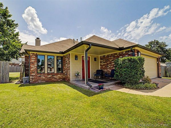 13030 E 77th Court, Owasso, OK 74055