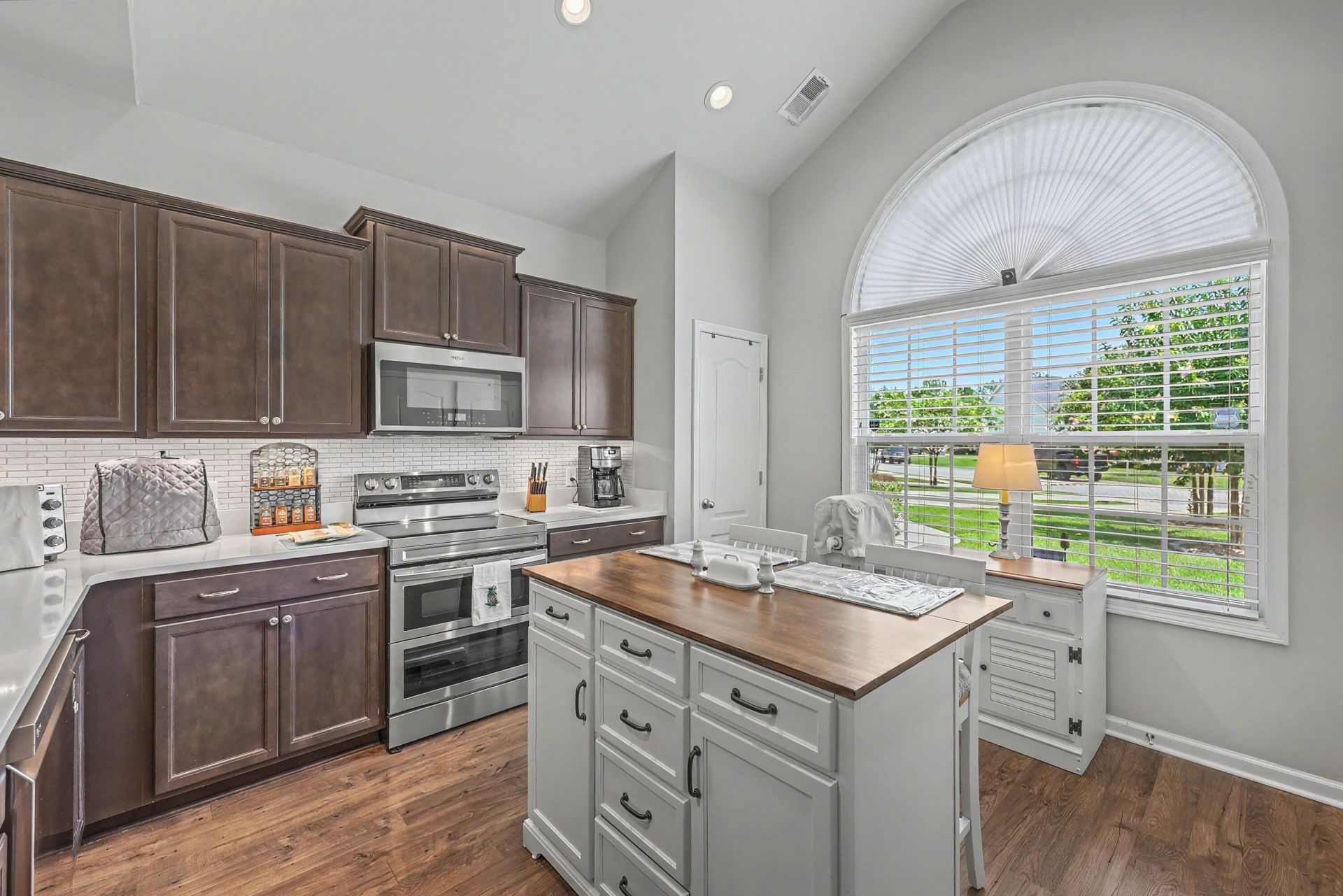 166 Kirkland Street Photo 10