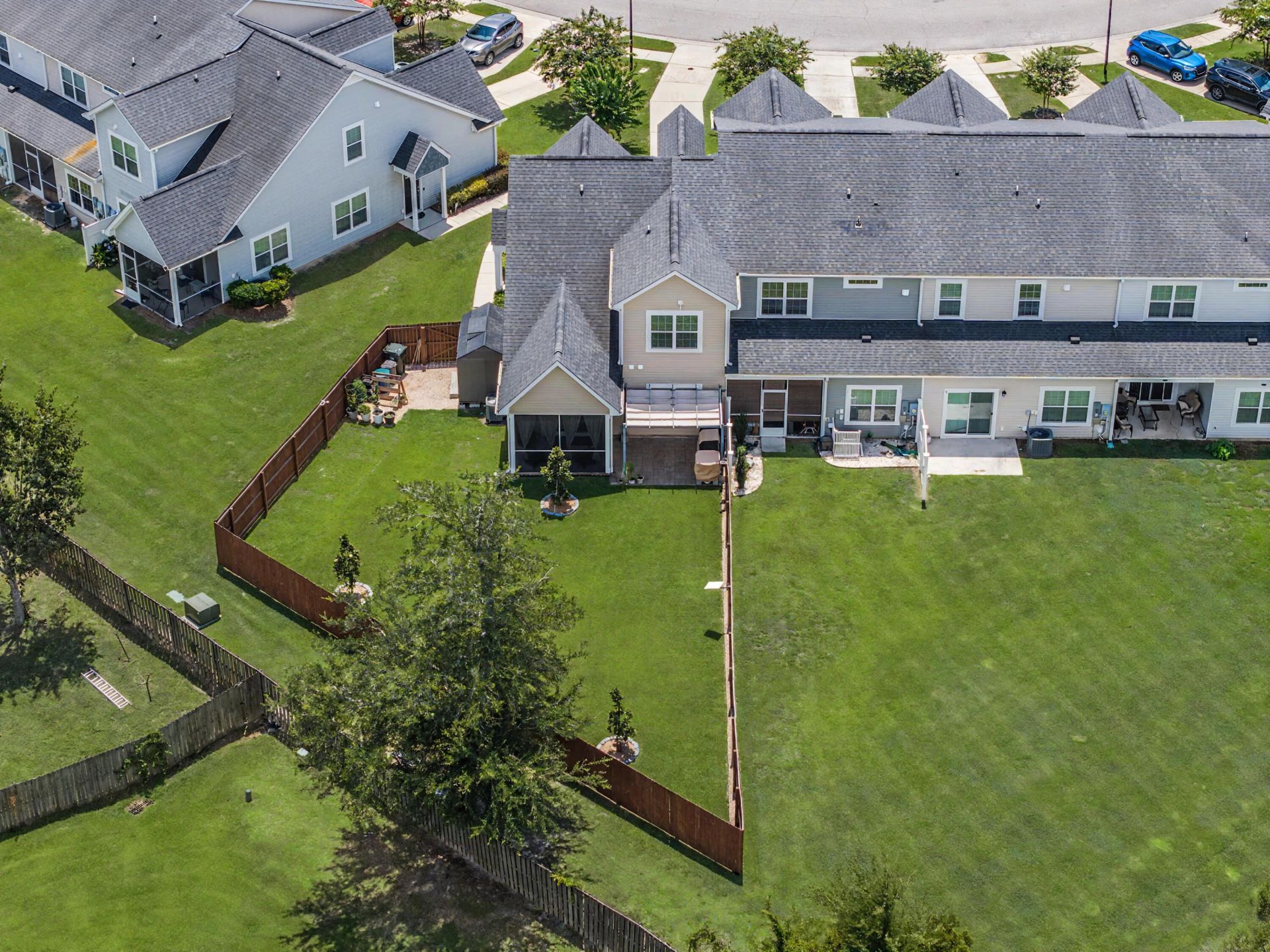 166 Kirkland Street Photo 42
