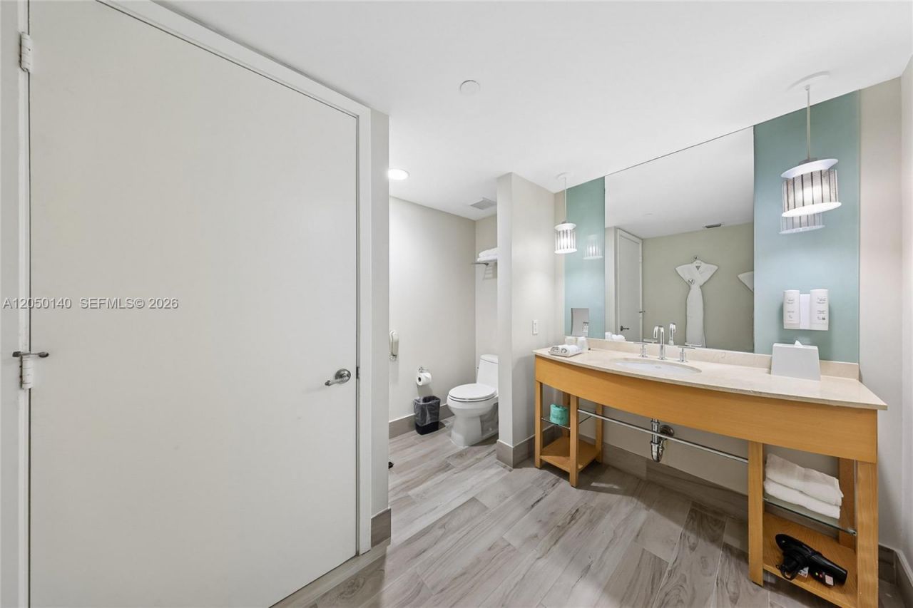 Please Call For Address, Unit 1406, Sunny Isles Beach, FL 33160 Photo