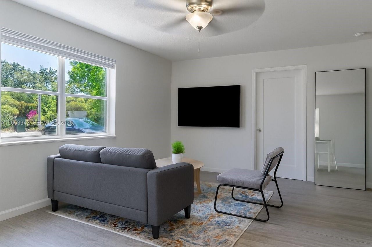 605 SW 14th Ter , Fort Lauderdale, FL 33312 Photo
