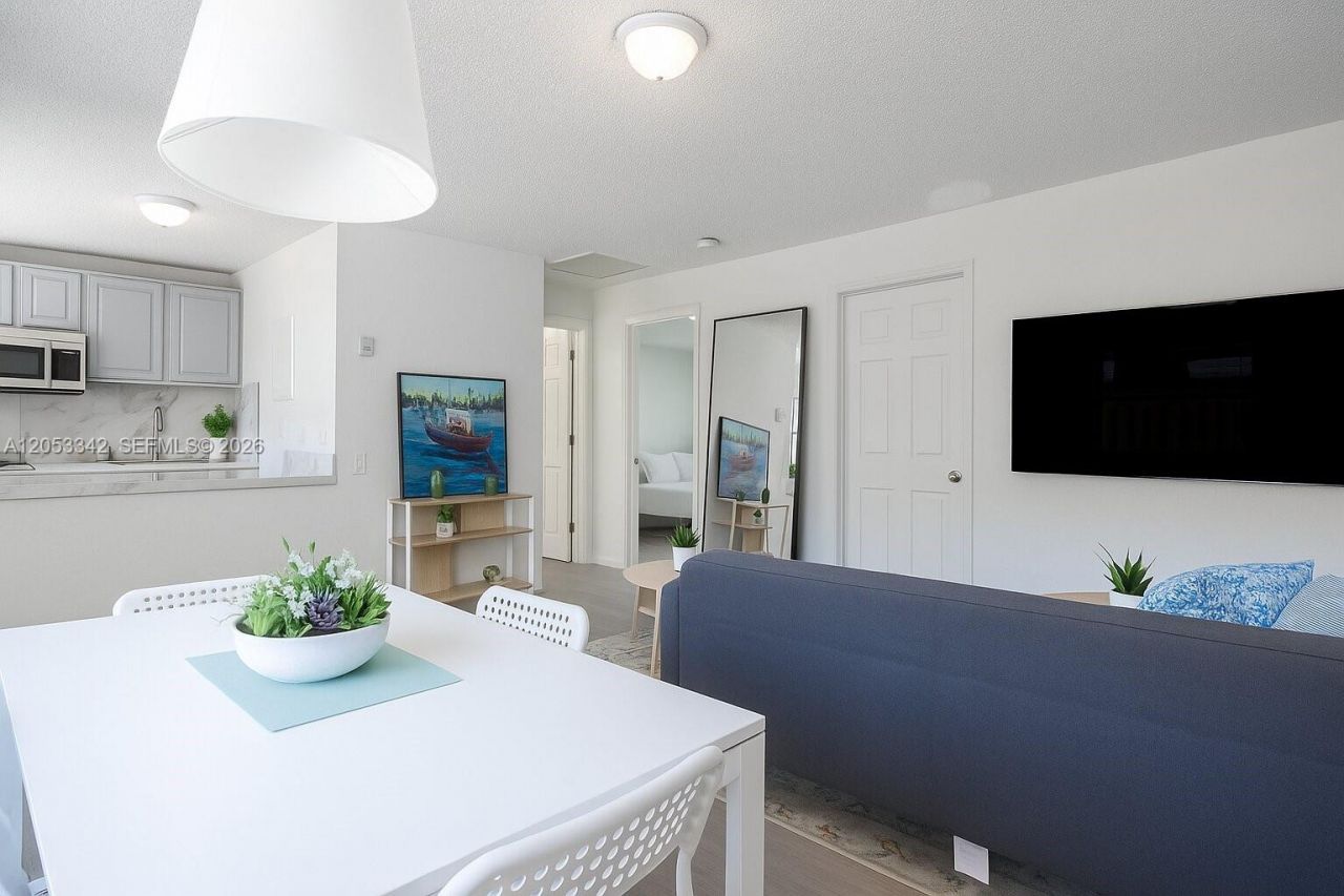 605 SW 14th Ter , Fort Lauderdale, FL 33312 Photo