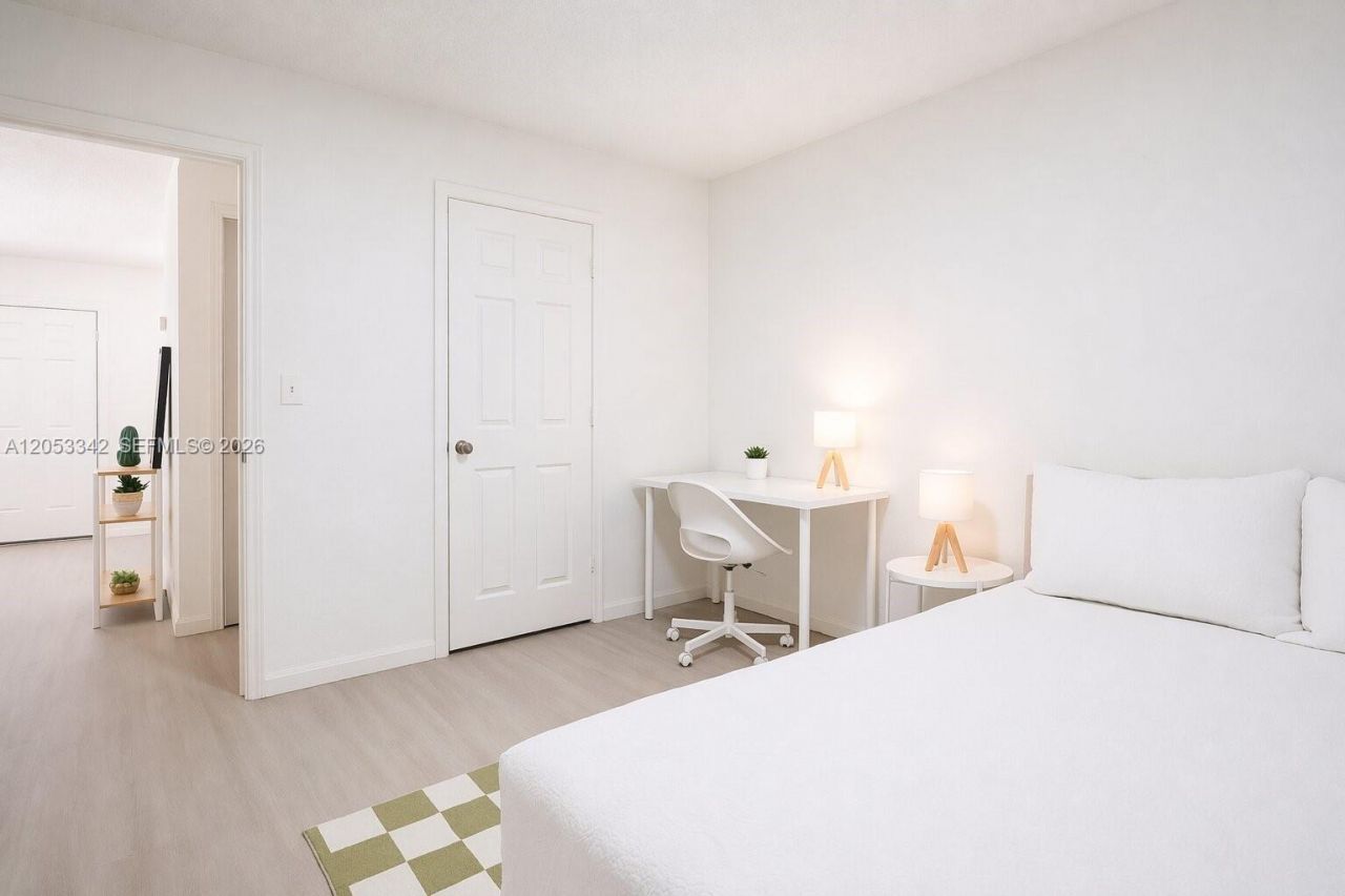 605 SW 14th Ter , Fort Lauderdale, FL 33312 Photo