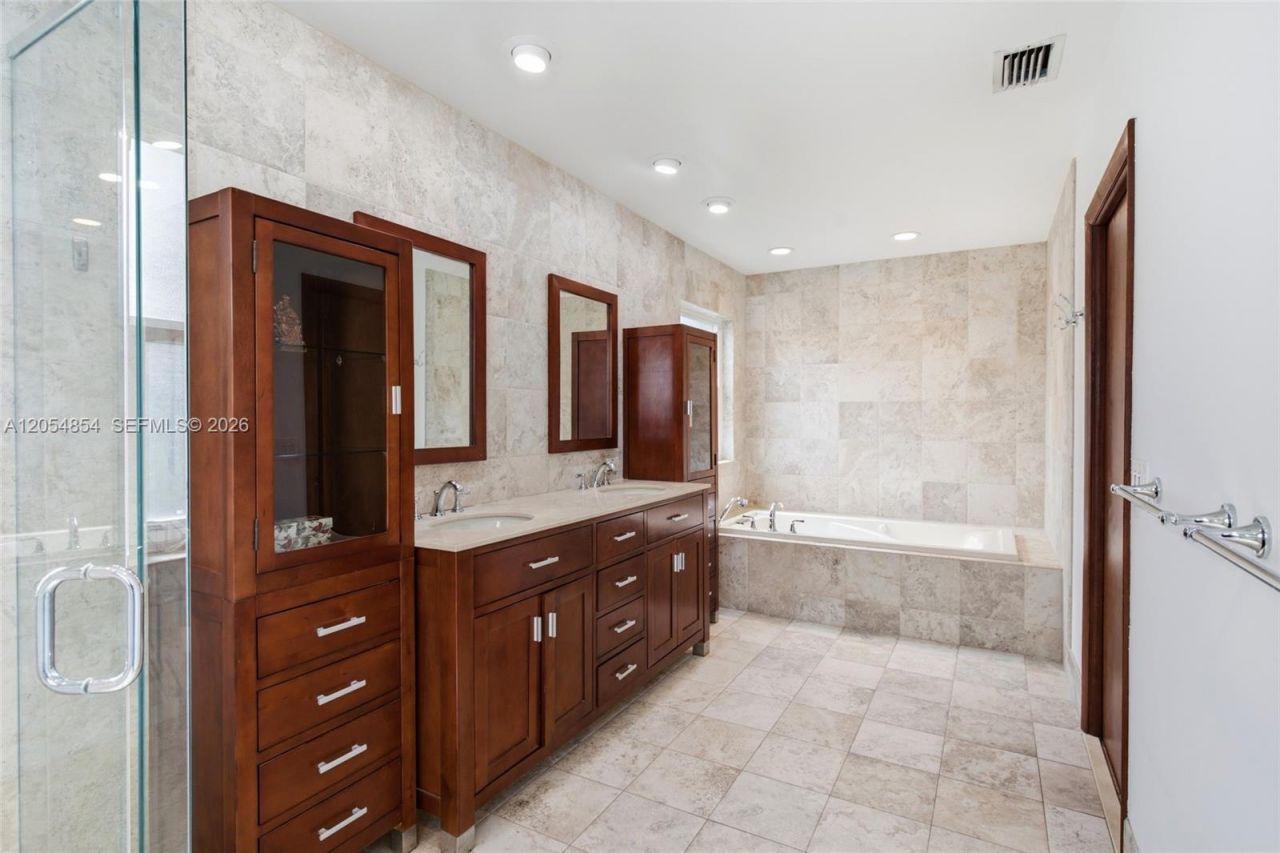 24280 SW 182nd Ave , Homestead, FL 33031 Photo