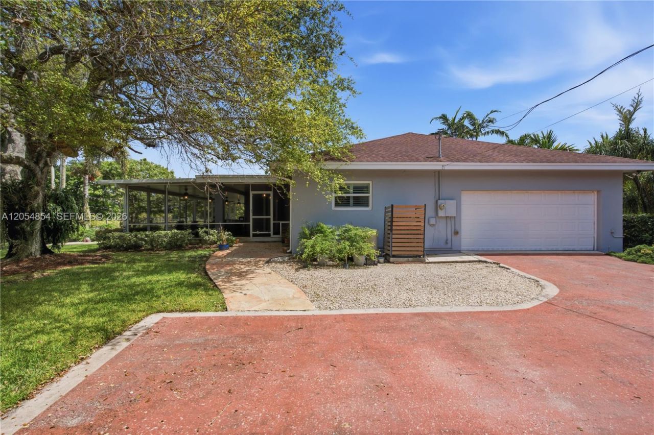 24280 SW 182nd Ave , Homestead, FL 33031 Photo