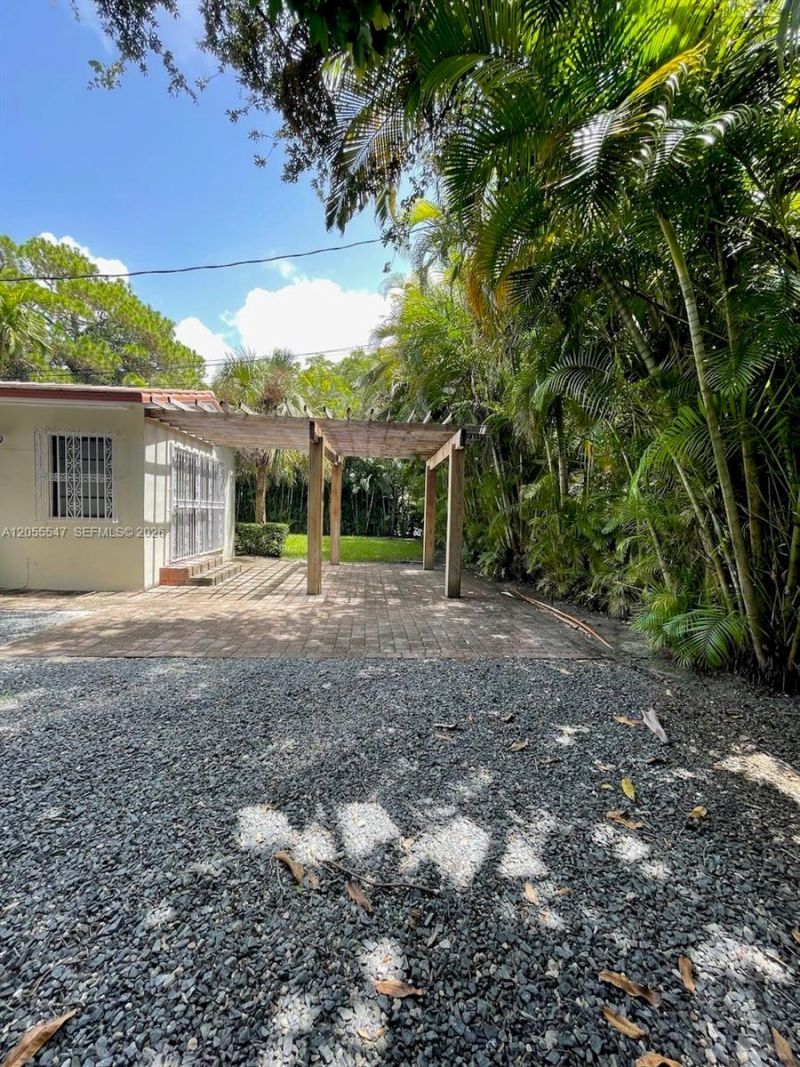 828 Lorca St, Coral Gables, FL 33134 Photo