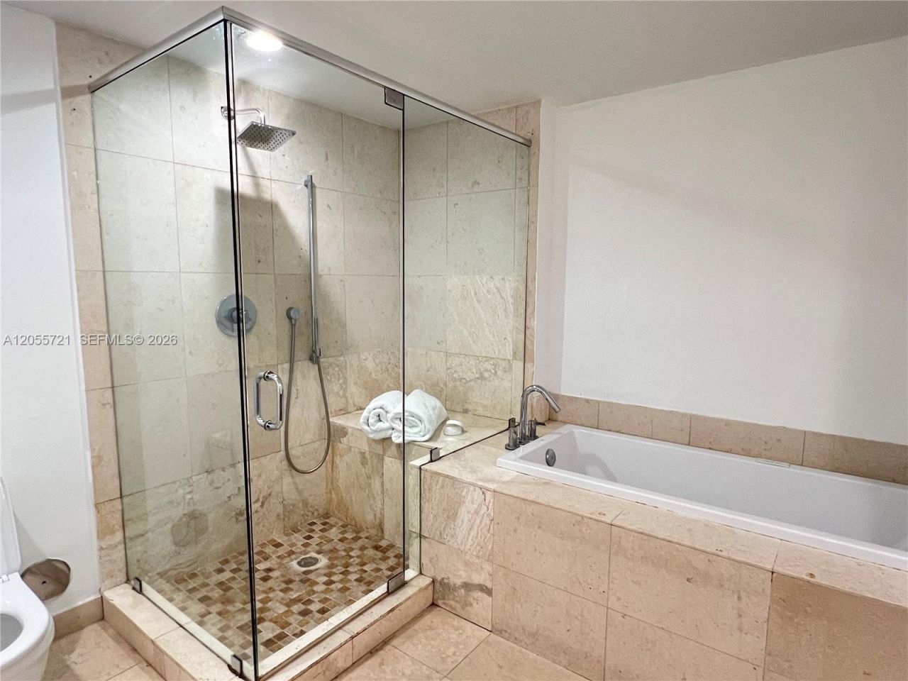 495 Brickell Ave , Unit BAY406, Miami, FL 33131 Photo