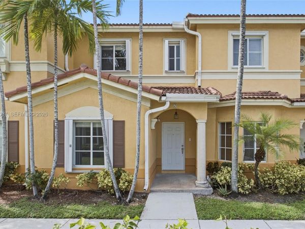 10863 NW 83rd , Unit 2, Doral, FL 33178