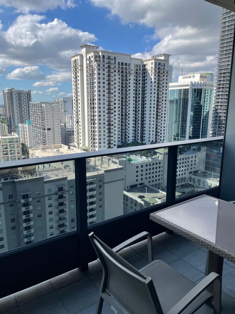 1000 Brickell Plaza , Unit 2404, Miami, FL 33131 Photo