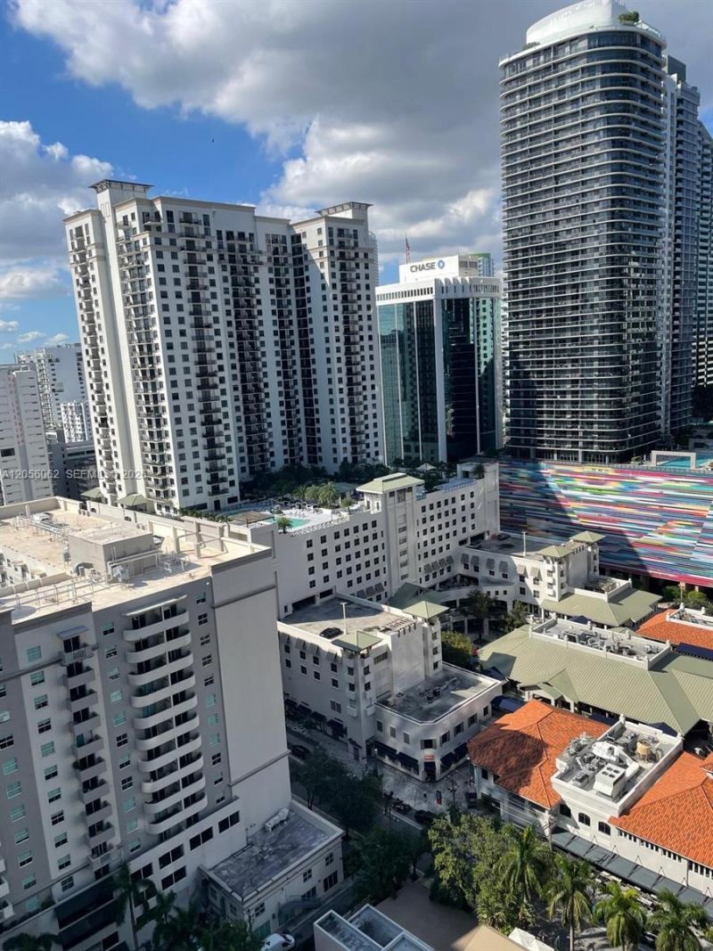 1000 Brickell Plaza , Unit 2404, Miami, FL 33131 Photo