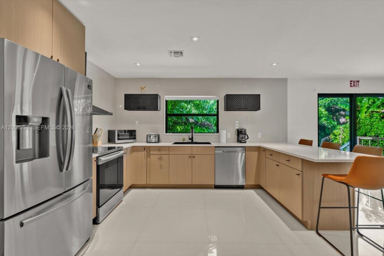 808 SW 29th St , Fort Lauderdale, FL 33315 Photo