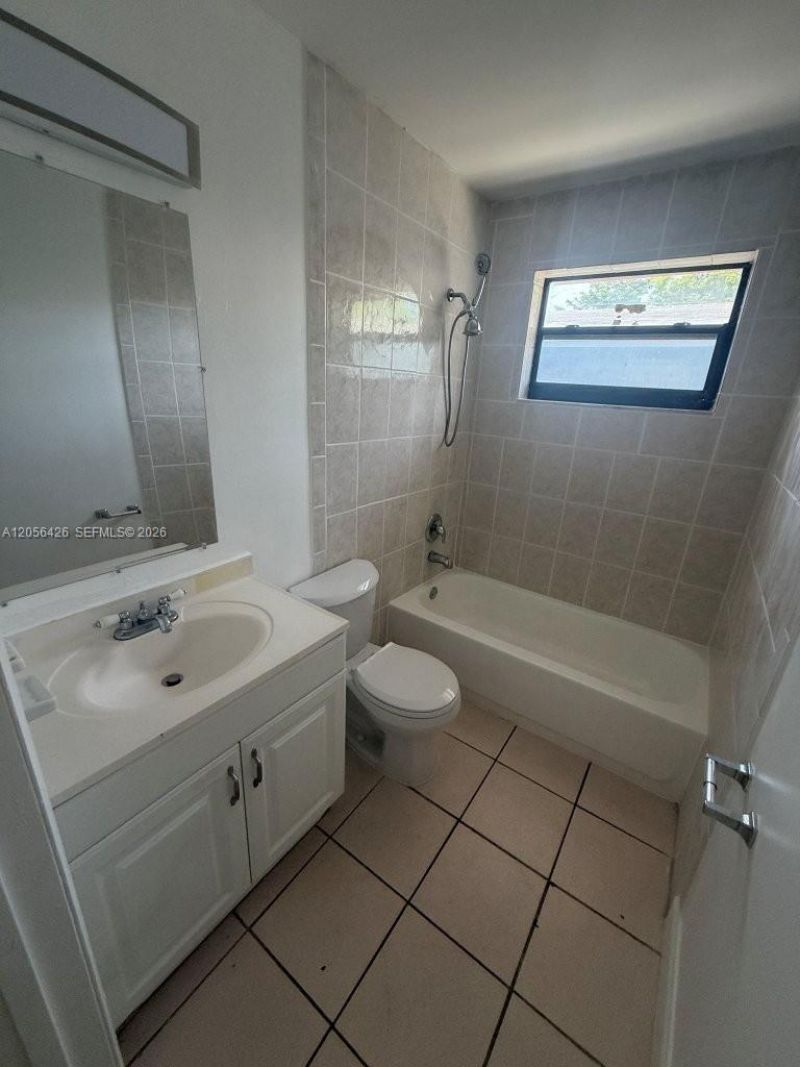 1132 NE 5th Ave , Unit 2, Fort Lauderdale, FL 33304 Photo